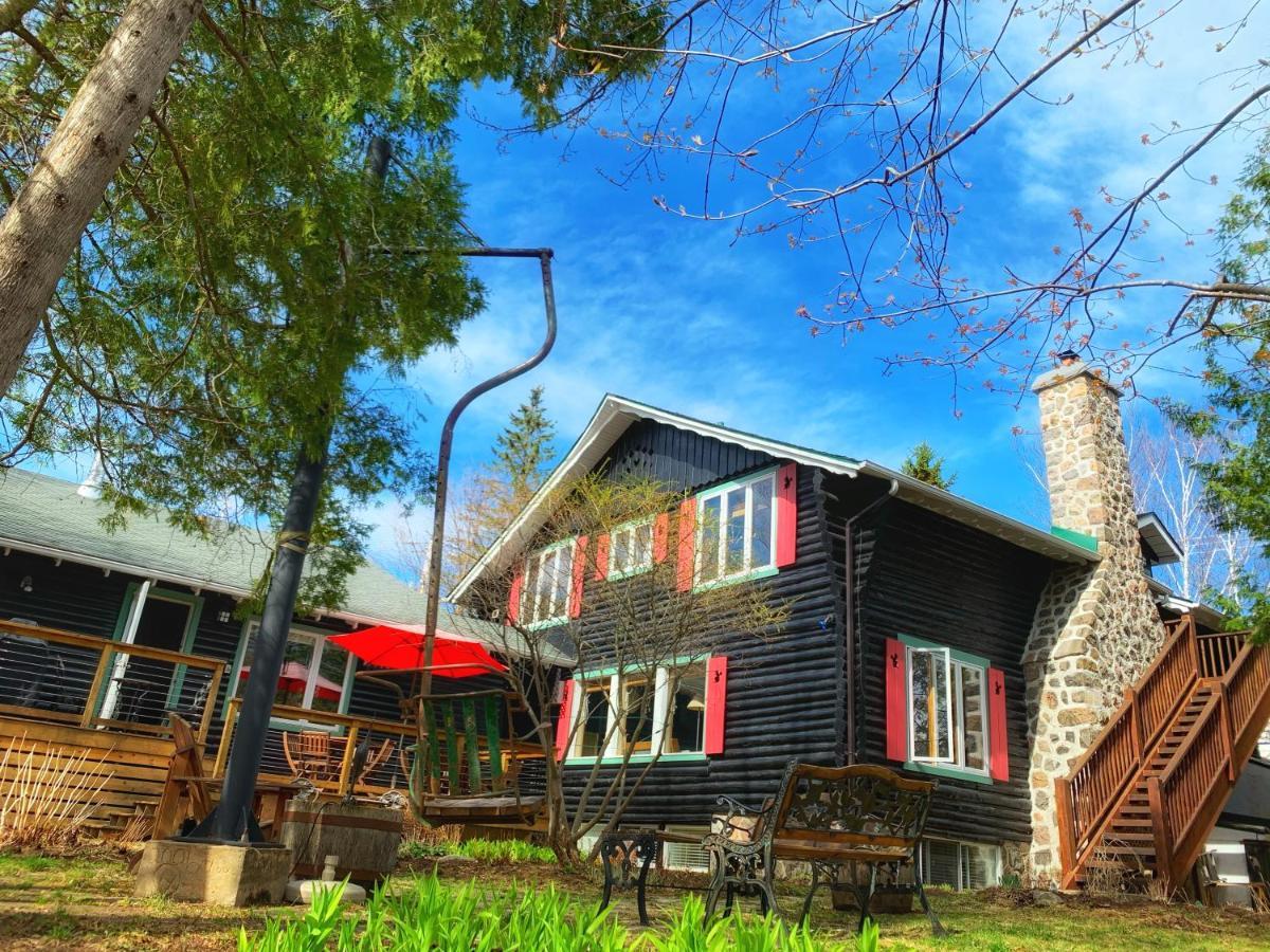Auberge Le Lupin-Self Check-In Mont-Tremblant Exterior foto