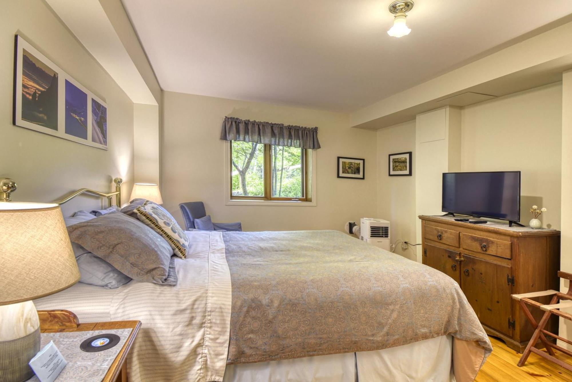Auberge Le Lupin-Self Check-In Mont-Tremblant Exterior foto