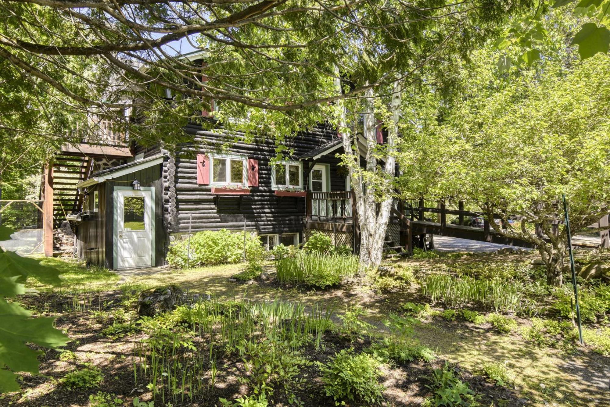 Auberge Le Lupin-Self Check-In Mont-Tremblant Exterior foto